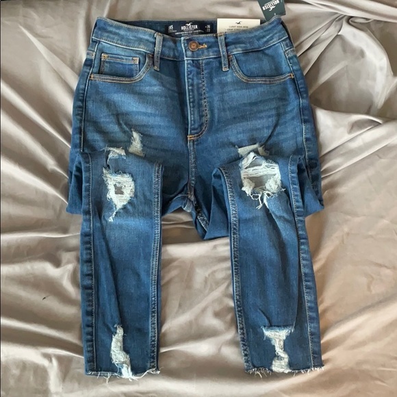 BN Hollister jeans ! - Picture 2 of 4